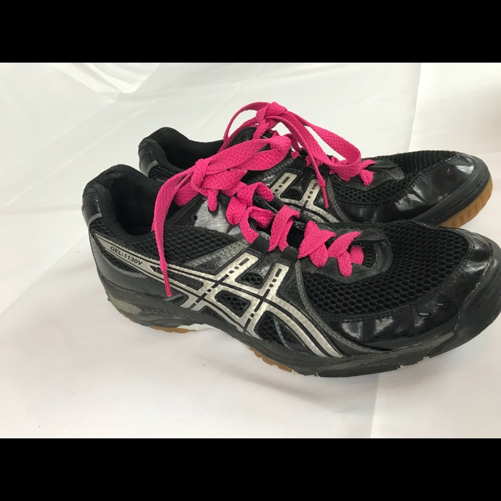 Volleyball shoes